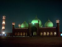 PakistanLahoreBadshahiMasjidAtNight