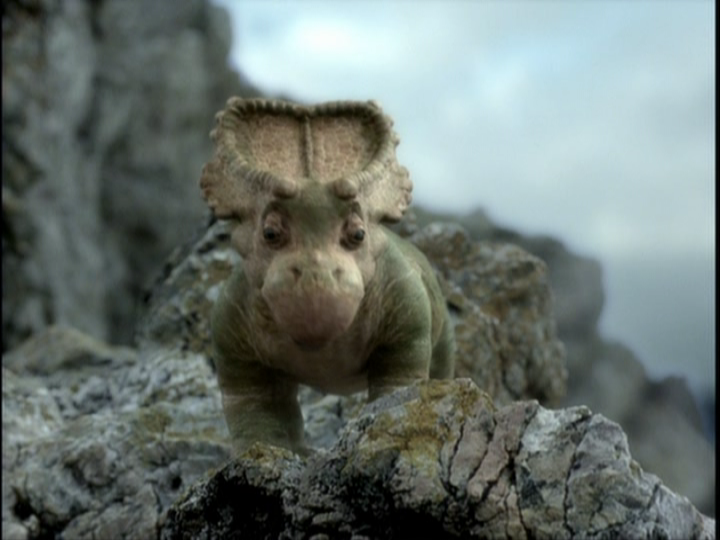 what dinosaur hatches in dinotopia movie for cas