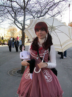 447px-Lolita fashion ball-jointed doll