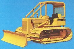 International 500E wide gauge 1975