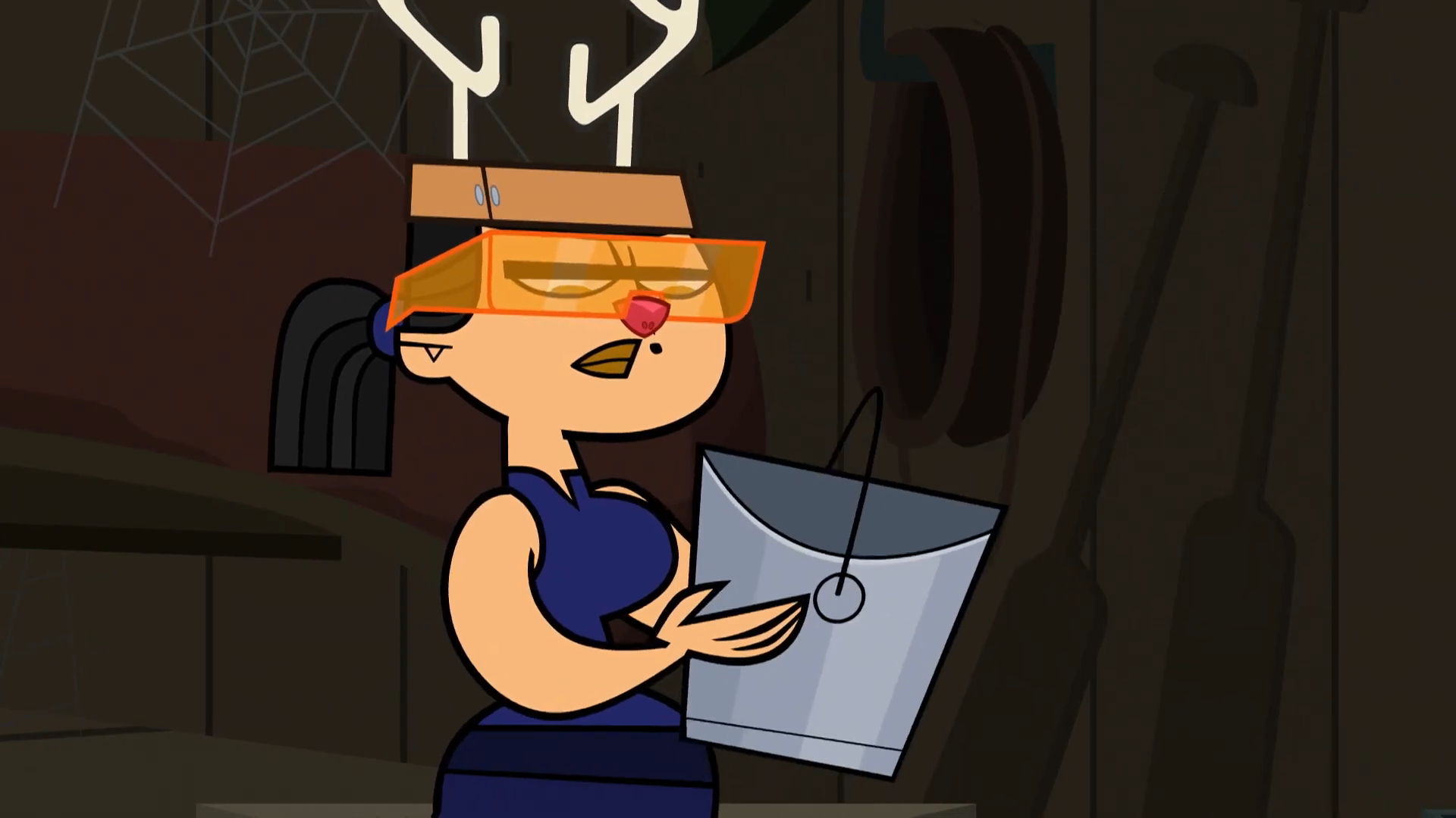 File:Eva holding a bucket.PNG