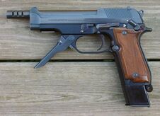 Beretta93-1-