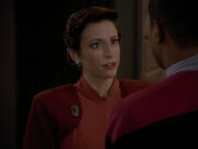 Sisko und Kira besprechen Vorgehen bezüglich Romulaner
