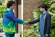 DH1 Dudley Dursley shakehand with Harry Potter65