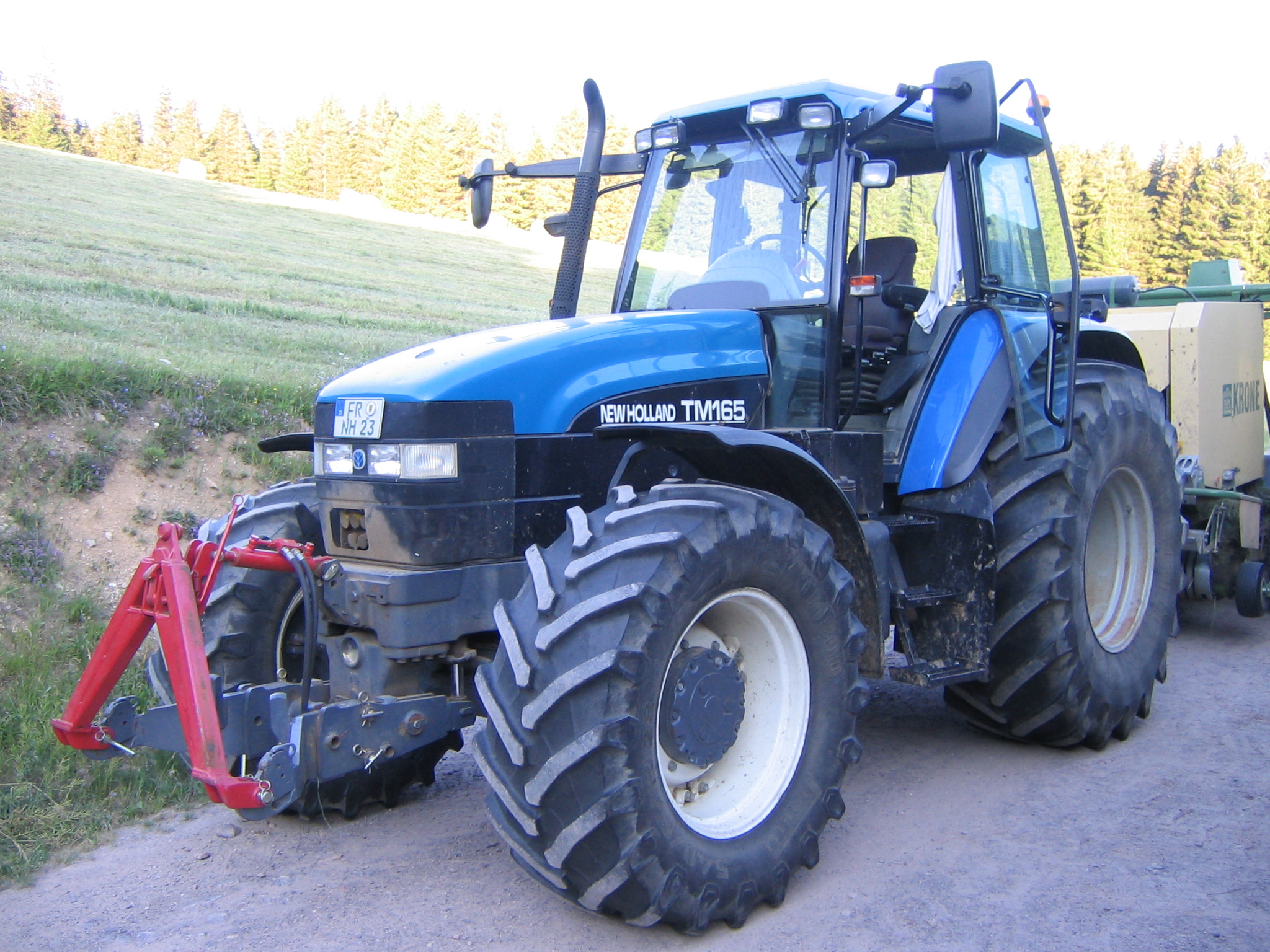 New Holland TM165 Tractor & Construction Plant Wiki The classic