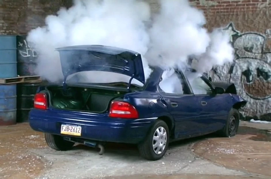 Dee%27s_Dodge_Neon.jpg