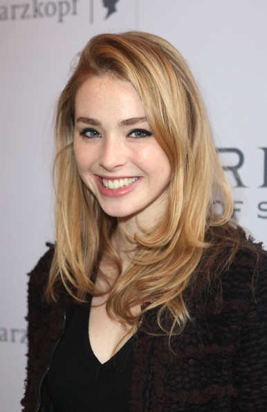 Freya Mavor as Amanda &quot;Mandy&quot; Evans (created by Sooperpurple) - Amanda_Evans_-_Freya_Mavor