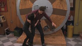 ICarly.S05E07-08.iStill.Psycho.480p.WEB-DL.x264-mSD-20-29-23-
