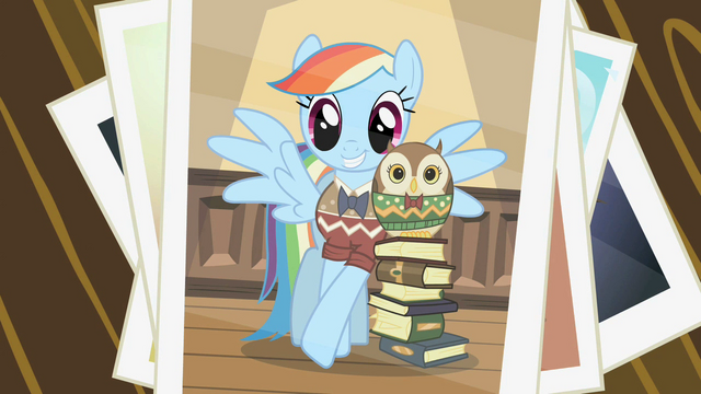 [Bild: 640px-Picture_of_Rainbow_Dash_with_the_owl_S2E07.png]