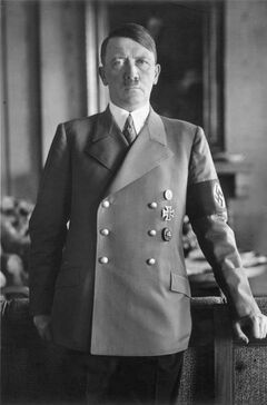 Karakterek Adolf Hitler