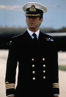 Commander Bond - Pierce Brosnan (Tomorrow-Never-Dies)