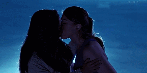 Pretty Little Liars Lesbian Gifs - mrg1106 | Page 63 | IGN Boards