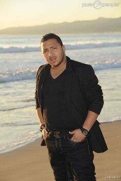 798287-kamel-dans-hollywood-girls-scripted-637x0-3.jpg