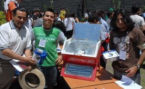 Carlos patricio Eyquem solar oven Chile, 3-19-13
