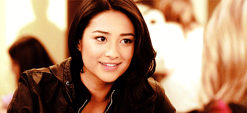 http://img4.wikia.nocookie.net/__cb20130805030301/degrassi/images/a/a5/Who_We_Are_-_Emily_Fields.gif