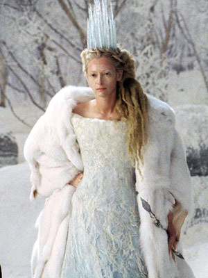 Ficheiro:White-witch-narnia-xlg-44573829-mdn.jpg - Wiki Narnianos