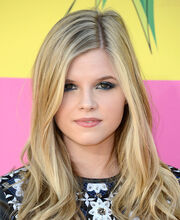 Ana+Mulvoy+Ten+Nickelodeon+26th+Annual+Kids+dRCEGi3zPPul