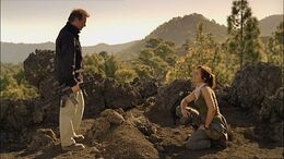 1x6 HelenTriesToGetNickToComeWithHer