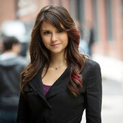 31Nina-Dobrev