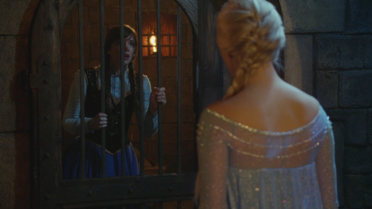 Image 4x08 Anna prison donjon château Arendelle Reine Elsa secret.png