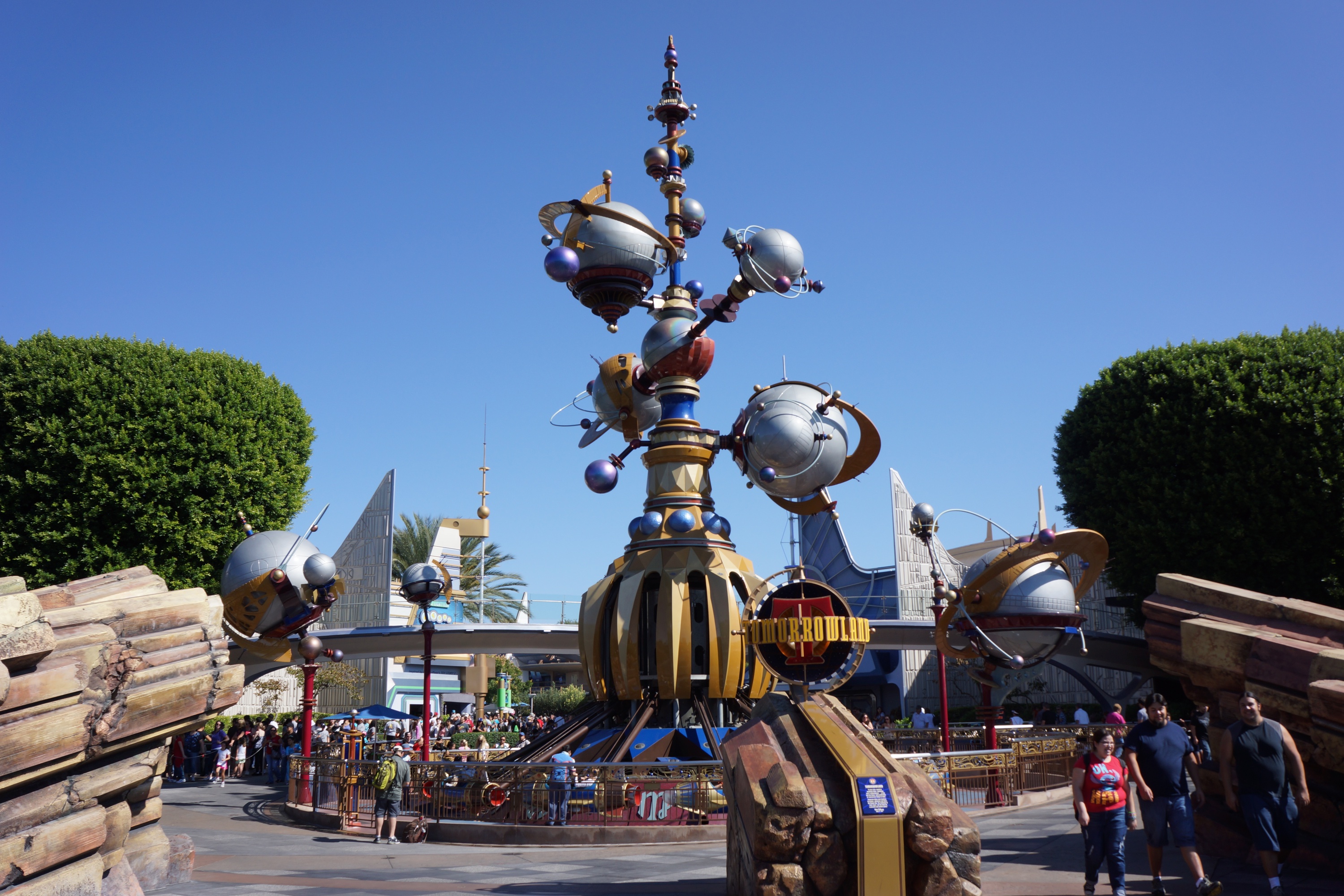 Image - Tomorrowland-(disneyland).jpg - Disney Wiki