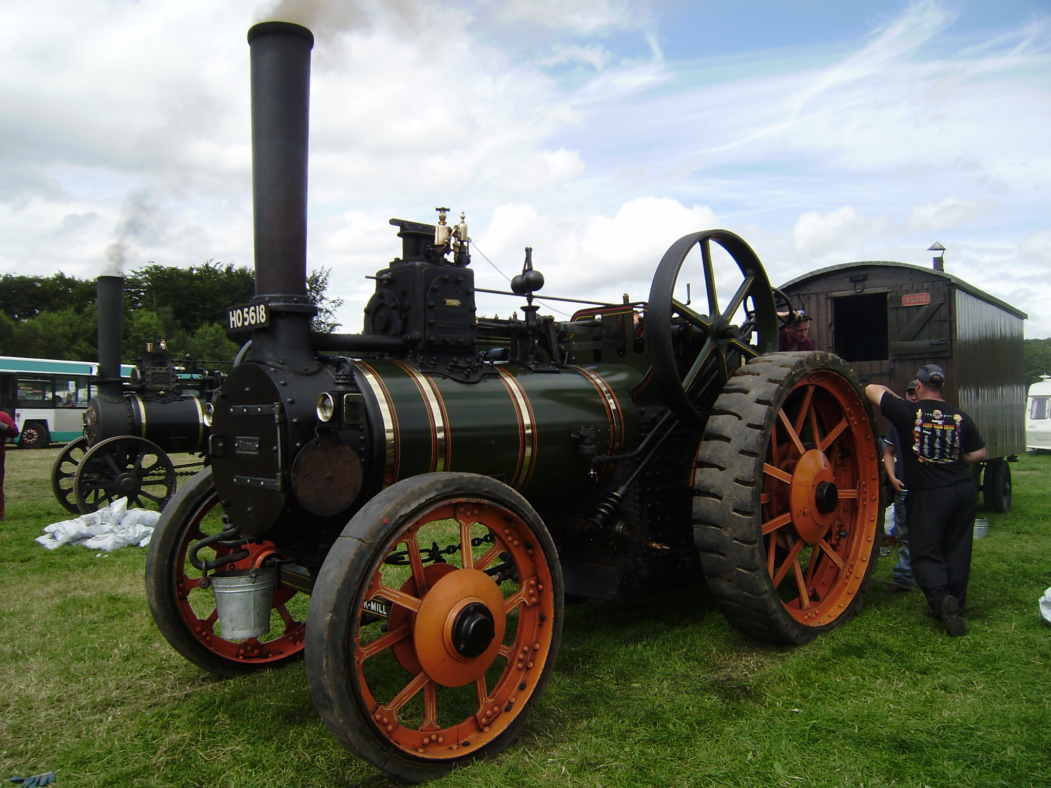 J&H McLaren - Tractor & Construction Plant Wiki - The classic vehicle ...