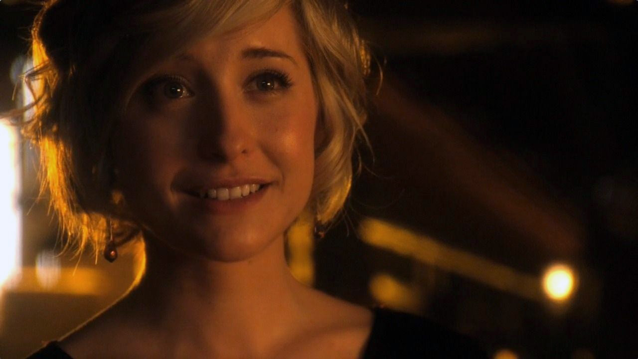 Talk:Chloe Sullivan - Smallville Wiki