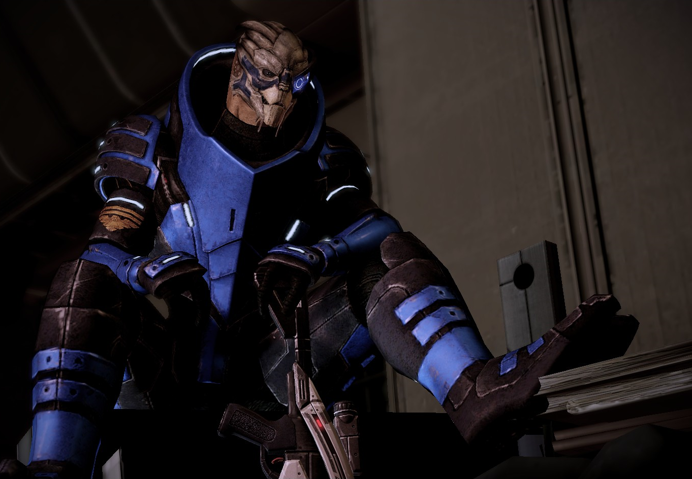 http://img4.wikia.nocookie.net/__cb20120409105611/masseffect/ru/images/e/ed/Garrus_archangel.png