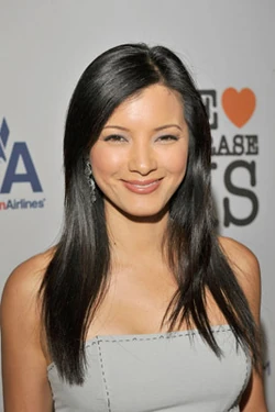 who is the actress in the new viagra commercial